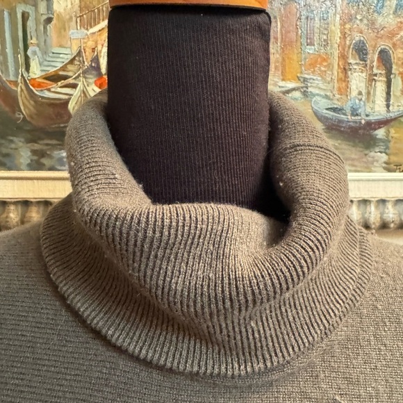 CASHMERE WOOL GARNET HILL Oversized Turtleneck Sweater Brown Pockets Cozy Luxury - Picture 10 of 15
